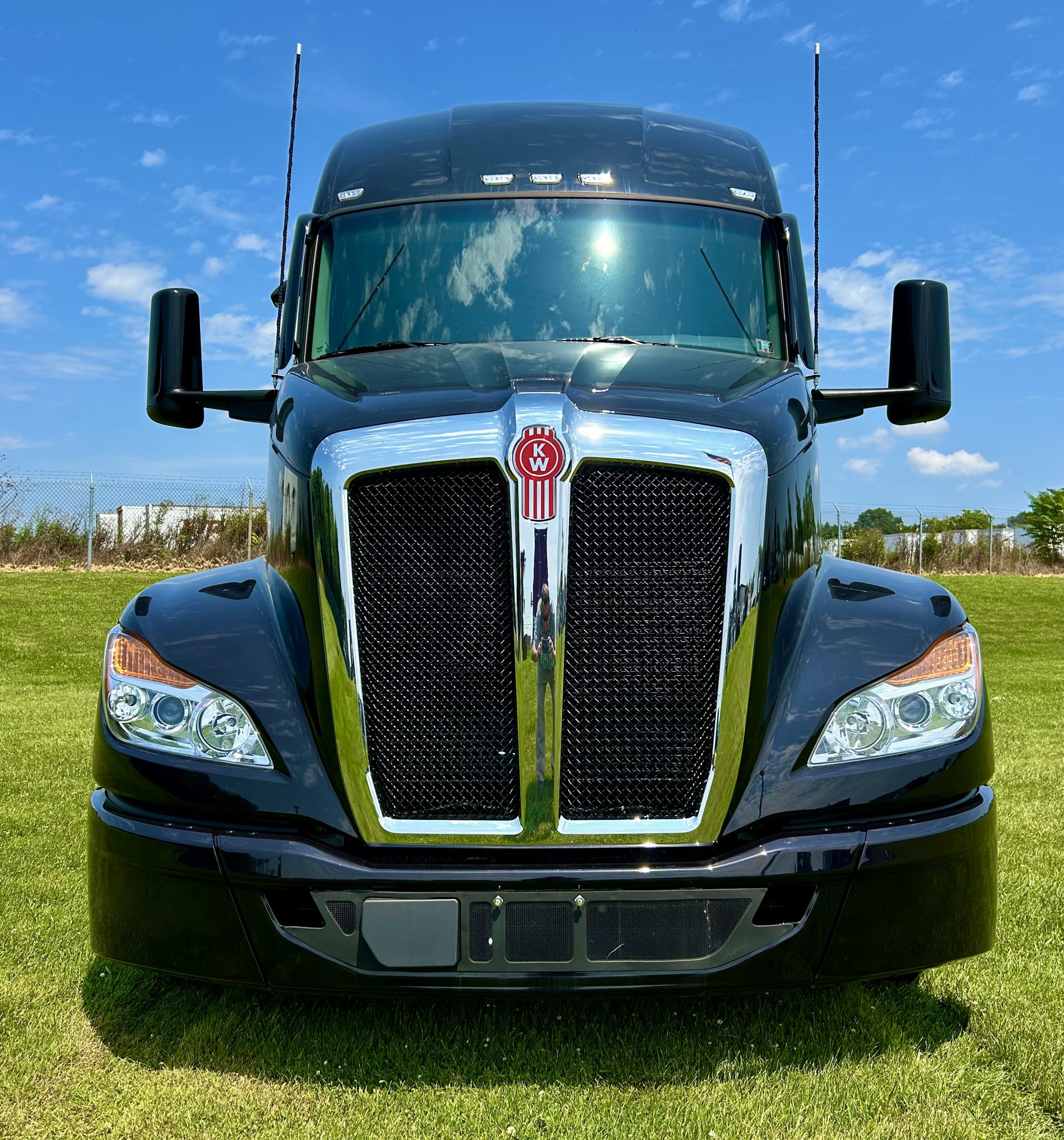 2025 Kenworth T680
