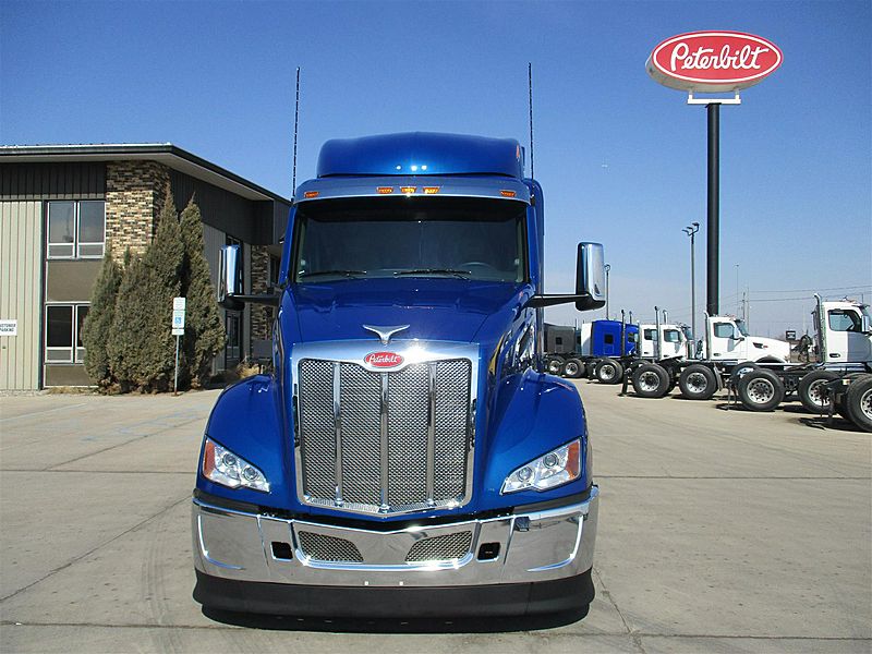 2023 Peterbilt